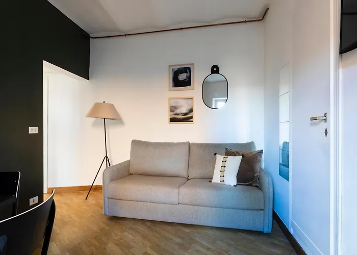 Sonder — Piazza Coronari Roma